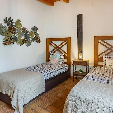 Vila Charming House In A Vineyard Near The